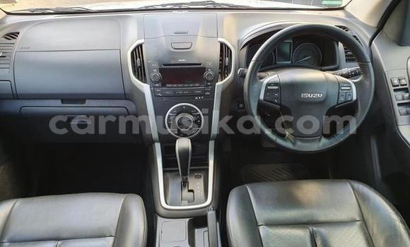 Acheter Occasion Voiture Isuzu KB Blanc à Beitbridge, Matabeleland South Acheter Occasion Voiture Isuzu KB Blanc à Beitbridge, Matabeleland South