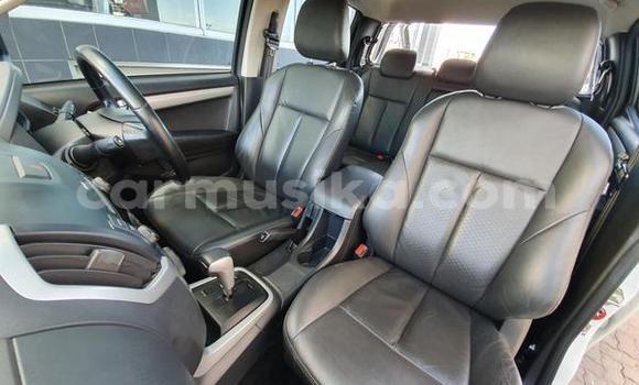 Acheter Occasion Voiture Isuzu KB Blanc à Beitbridge, Matabeleland South Acheter Occasion Voiture Isuzu KB Blanc à Beitbridge, Matabeleland South