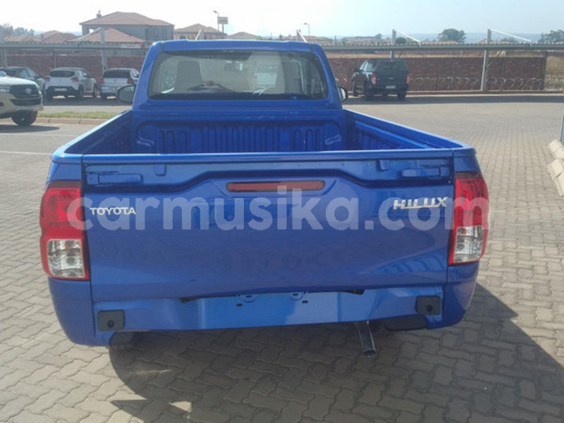 Big with watermark toyota hilux matabeleland south beitbridge 9630