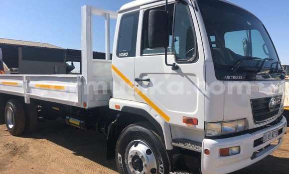 Buy Used Nissan UD White Truck in Beitbridge in Matabeleland South Buy Used Nissan UD White Truck in Beitbridge in Matabeleland South