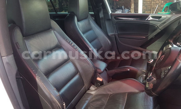 Acheter Occasion Voiture Volkswagen Golf GTI Blanc à Beitbridge, Matabeleland South Acheter Occasion Voiture Volkswagen Golf GTI Blanc à Beitbridge, Matabeleland South