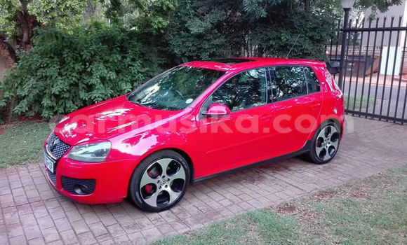Acheter Occasion Voiture Volkswagen Golf Rouge à Beitbridge, Matabeleland South Acheter Occasion Voiture Volkswagen Golf Rouge à Beitbridge, Matabeleland South