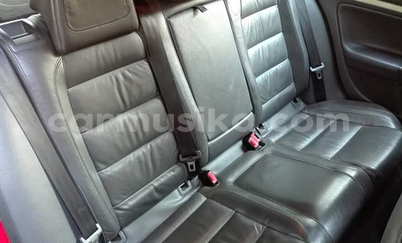 Acheter Occasion Voiture Volkswagen Golf Rouge à Beitbridge, Matabeleland South Acheter Occasion Voiture Volkswagen Golf Rouge à Beitbridge, Matabeleland South