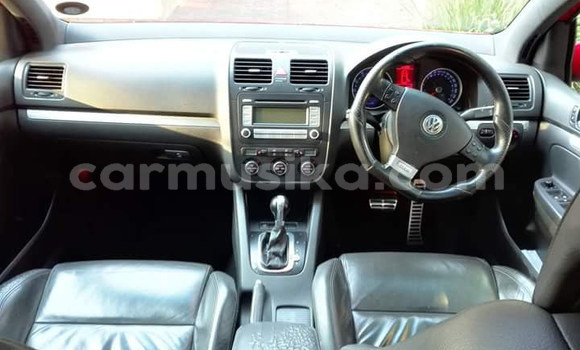 Acheter Occasion Voiture Volkswagen Golf Rouge à Beitbridge, Matabeleland South Acheter Occasion Voiture Volkswagen Golf Rouge à Beitbridge, Matabeleland South