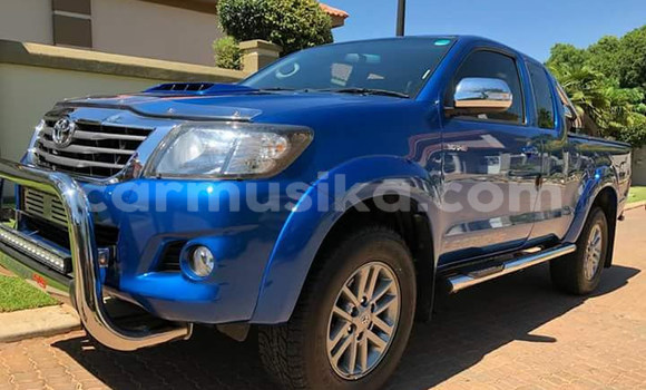 Acheter Occasion Voiture Toyota Hilux Bleu à Beitbridge, Matabeleland South Acheter Occasion Voiture Toyota Hilux Bleu à Beitbridge, Matabeleland South