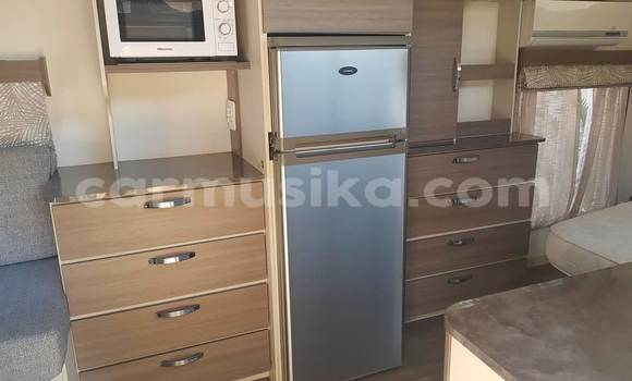 Tenga Tsaru Toyota Hilux Zvimwe Mota in Beitbridge in Matabeleland South Tenga Tsaru Toyota Hilux Zvimwe Mota in Beitbridge in Matabeleland South