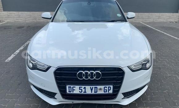 Acheter Occasion Voiture Audi A5 Blanc à Highfield, Harare Acheter Occasion Voiture Audi A5 Blanc à Highfield, Harare