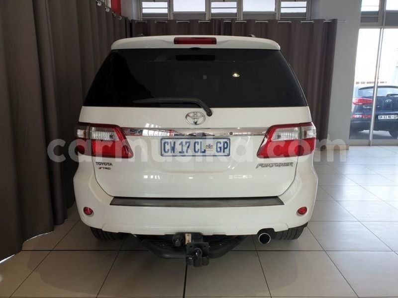 Big with watermark toyota fortuner matabeleland south beitbridge 9662