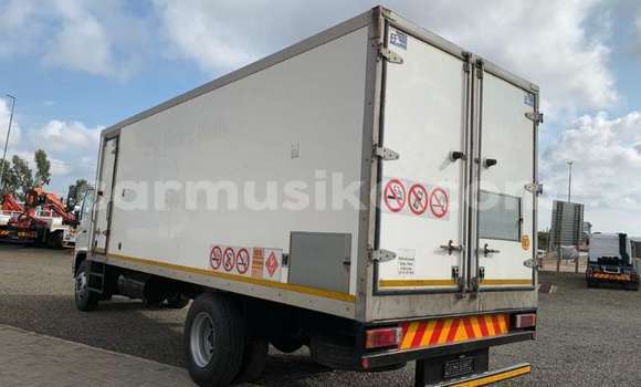 Acheter Occasion Utilitaire Hino 300 Series Blanc à Beitbridge, Matabeleland South Acheter Occasion Utilitaire Hino 300 Series Blanc à Beitbridge, Matabeleland South