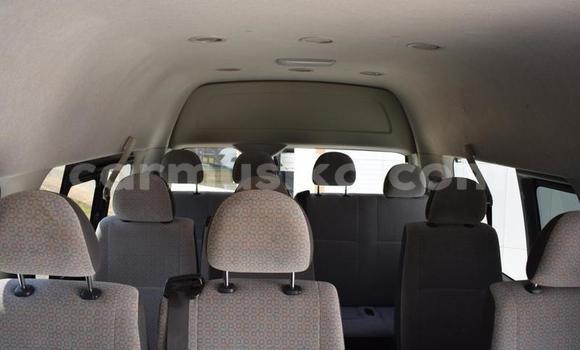Buy Used Toyota Hiace White Car in Beitbridge in Matabeleland South Buy Used Toyota Hiace White Car in Beitbridge in Matabeleland South