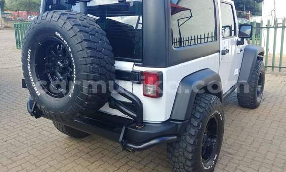 Tenga Tsaru Jeep Cherokee Zvimwe Mota in Beitbridge in Matabeleland South Tenga Tsaru Jeep Cherokee Zvimwe Mota in Beitbridge in Matabeleland South