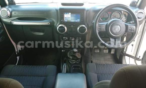 Tenga Tsaru Jeep Cherokee Zvimwe Mota in Beitbridge in Matabeleland South Tenga Tsaru Jeep Cherokee Zvimwe Mota in Beitbridge in Matabeleland South