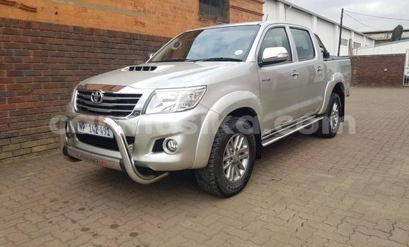 Acheter Occasion Voiture Toyota Hilux Gris à Beitbridge, Matabeleland South Acheter Occasion Voiture Toyota Hilux Gris à Beitbridge, Matabeleland South