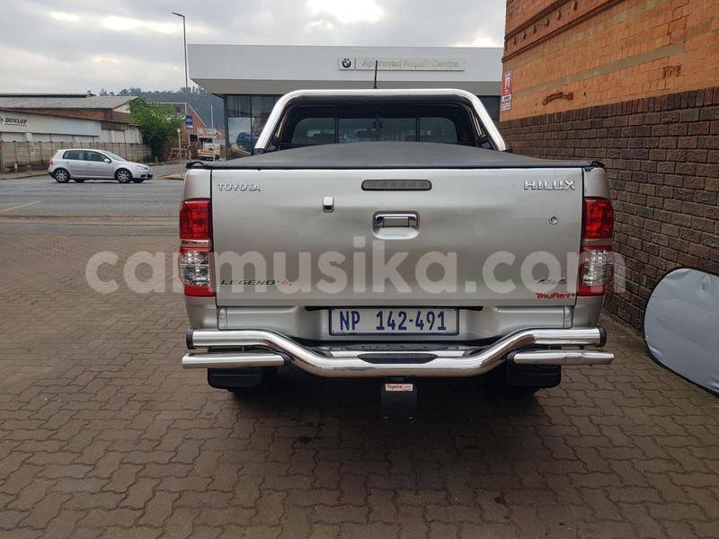 Big with watermark toyota hilux matabeleland south beitbridge 9681