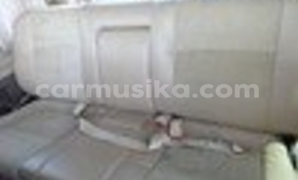 Acheter Occasion Voiture Toyota Granvia Blanc à Harare, Harare Acheter Occasion Voiture Toyota Granvia Blanc à Harare, Harare