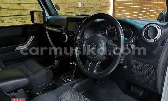 Acheter Occasion Voiture Jeep Wrangler Gris à Bulawayo, Bulawayo Acheter Occasion Voiture Jeep Wrangler Gris à Bulawayo, Bulawayo