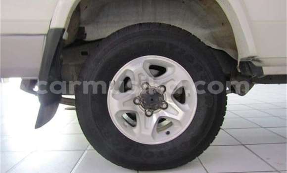 Acheter Occasion Voiture Toyota Land Cruiser Blanc à Bulawayo, Bulawayo Acheter Occasion Voiture Toyota Land Cruiser Blanc à Bulawayo, Bulawayo