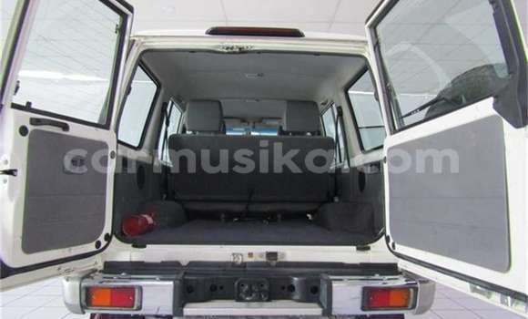 Acheter Occasion Voiture Toyota Land Cruiser Blanc à Bulawayo, Bulawayo Acheter Occasion Voiture Toyota Land Cruiser Blanc à Bulawayo, Bulawayo