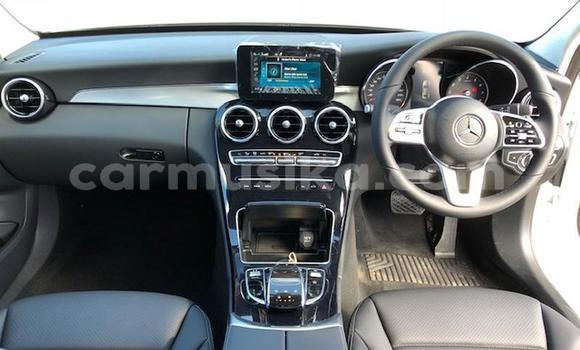 Acheter Occasion Voiture Mercedes‒Benz C–Class Blanc à Beitbridge, Matabeleland South Acheter Occasion Voiture Mercedes‒Benz C–Class Blanc à Beitbridge, Matabeleland South