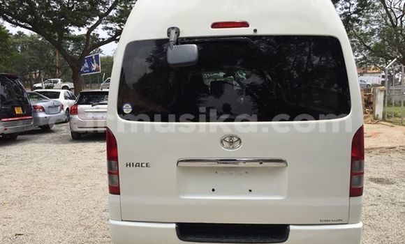 Tenga Tsaru Toyota Hiace Chena Mota in Harare in Harare Tenga Tsaru Toyota Hiace Chena Mota in Harare in Harare