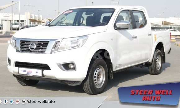 Acheter Import Voiture Nissan Navara Blanc à Import - Dubai, Harare Acheter Import Voiture Nissan Navara Blanc à Import - Dubai, Harare