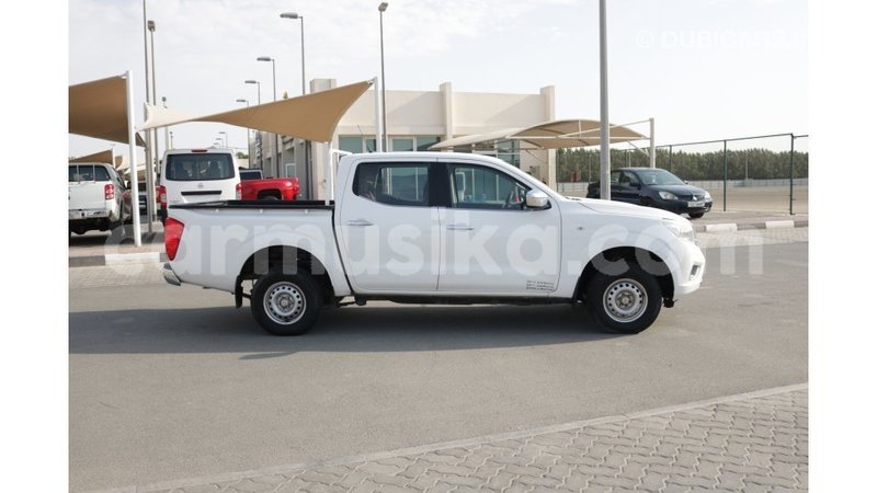 Big with watermark nissan navara harare import dubai 9699