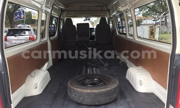 Tenga Tsaru Toyota Hiace Chena Mota in Harare in Harare Tenga Tsaru Toyota Hiace Chena Mota in Harare in Harare