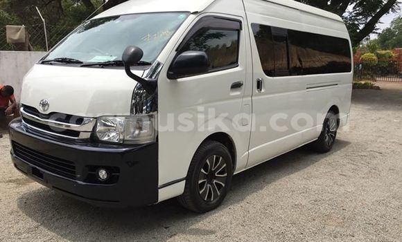 Tenga Tsaru Toyota Hiace Chena Mota in Harare in Harare Tenga Tsaru Toyota Hiace Chena Mota in Harare in Harare