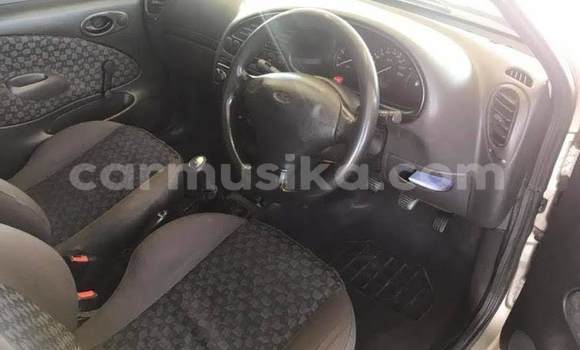 Acheter Occasion Voiture Ford B-MAX Autre à Beitbridge, Matabeleland South Acheter Occasion Voiture Ford B-MAX Autre à Beitbridge, Matabeleland South