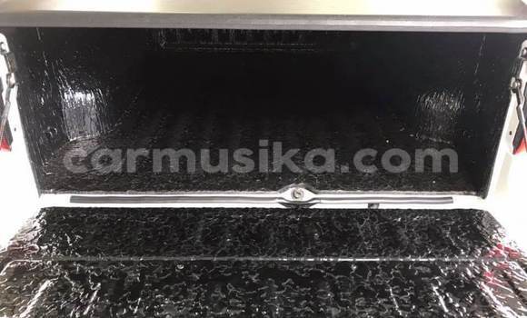 Acheter Occasion Voiture Opel Corsa Blanc à Beitbridge, Matabeleland South Acheter Occasion Voiture Opel Corsa Blanc à Beitbridge, Matabeleland South