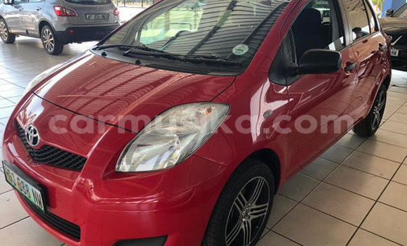 Acheter Occasion Voiture Toyota Yaris Rouge à Beitbridge, Matabeleland South Acheter Occasion Voiture Toyota Yaris Rouge à Beitbridge, Matabeleland South