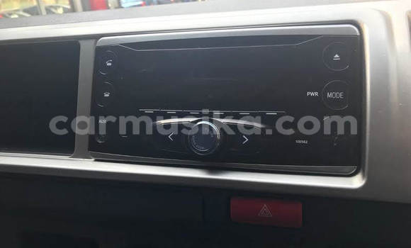 Acheter Occasion Voiture Toyota Hiace Blanc à Beitbridge, Matabeleland South Acheter Occasion Voiture Toyota Hiace Blanc à Beitbridge, Matabeleland South