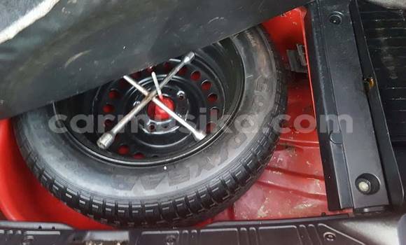 Tenga Tsaru BMW 3–Series Tsvuku Mota in Beitbridge in Matabeleland South Tenga Tsaru BMW 3–Series Tsvuku Mota in Beitbridge in Matabeleland South