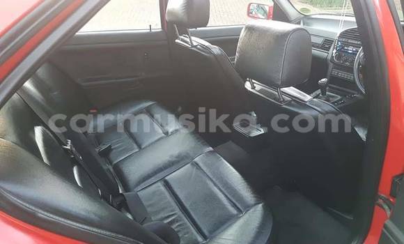 Tenga Tsaru BMW 3–Series Tsvuku Mota in Beitbridge in Matabeleland South Tenga Tsaru BMW 3–Series Tsvuku Mota in Beitbridge in Matabeleland South