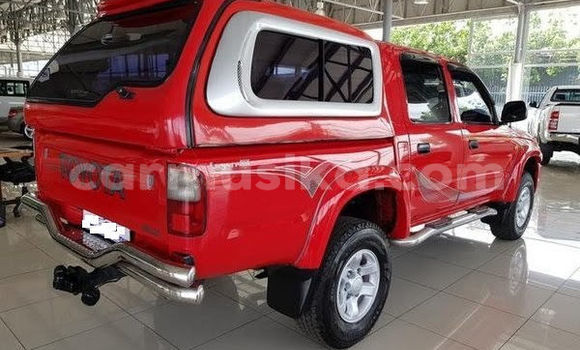 Tenga Tsaru Toyota Hilux Tsvuku Mota in Beitbridge in Matabeleland South Tenga Tsaru Toyota Hilux Tsvuku Mota in Beitbridge in Matabeleland South