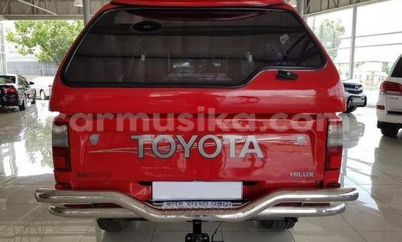 Tenga Tsaru Toyota Hilux Tsvuku Mota in Beitbridge in Matabeleland South Tenga Tsaru Toyota Hilux Tsvuku Mota in Beitbridge in Matabeleland South
