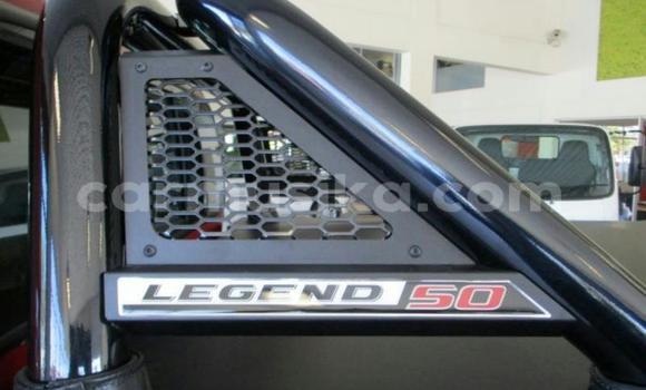 Tenga Tsaru Toyota Hilux Tsvuku Mota in Beitbridge in Matabeleland South Tenga Tsaru Toyota Hilux Tsvuku Mota in Beitbridge in Matabeleland South