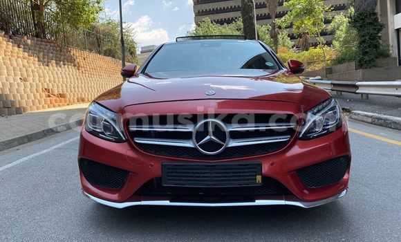 Acheter Occasion Voiture Mercedes‒Benz C–Class Rouge à Beitbridge, Matabeleland South Acheter Occasion Voiture Mercedes‒Benz C–Class Rouge à Beitbridge, Matabeleland South
