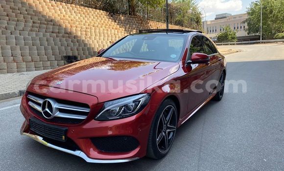 Acheter Occasion Voiture Mercedes‒Benz C–Class Rouge à Beitbridge, Matabeleland South Acheter Occasion Voiture Mercedes‒Benz C–Class Rouge à Beitbridge, Matabeleland South