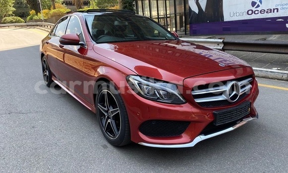 Acheter Occasion Voiture Mercedes‒Benz C–Class Rouge à Beitbridge, Matabeleland South Acheter Occasion Voiture Mercedes‒Benz C–Class Rouge à Beitbridge, Matabeleland South