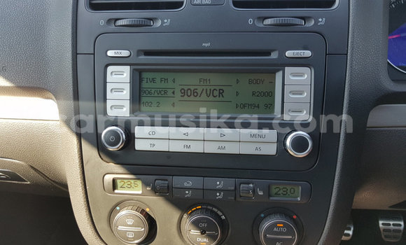 Acheter Occasion Voiture Volkswagen Golf Blanc à Beitbridge, Matabeleland South Acheter Occasion Voiture Volkswagen Golf Blanc à Beitbridge, Matabeleland South