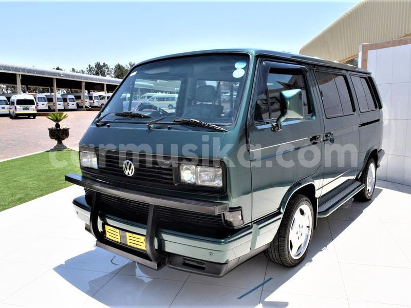 Big with watermark volkswagen caravelle matabeleland south beitbridge 9735