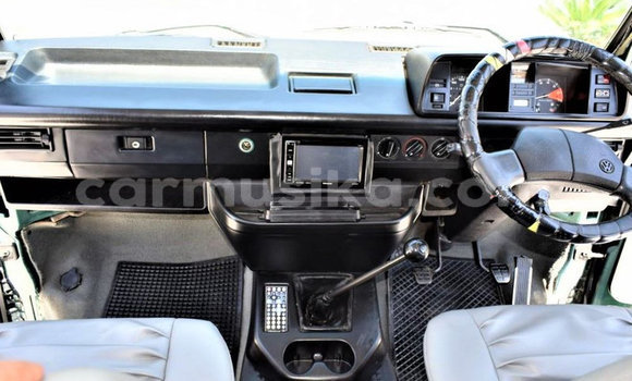 Tenga Tsaru Volkswagen Caravelle Girinhi Mota in Beitbridge in Matabeleland South Tenga Tsaru Volkswagen Caravelle Girinhi Mota in Beitbridge in Matabeleland South