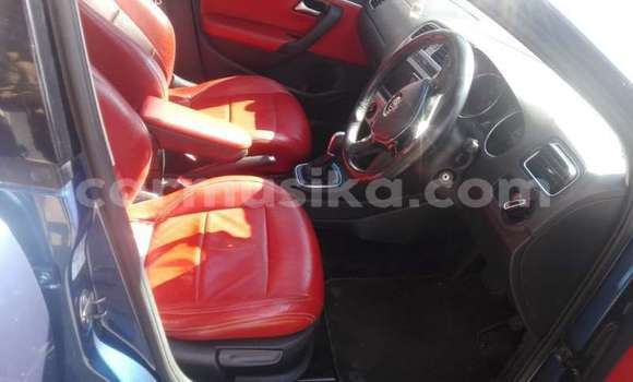 Buy Used Volkswagen Polo Blue Car in Beitbridge in Matabeleland South Buy Used Volkswagen Polo Blue Car in Beitbridge in Matabeleland South