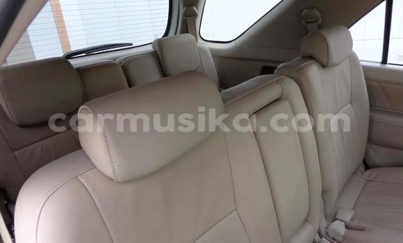 Acheter Occasion Voiture Toyota Fortuner Blanc à Beitbridge, Matabeleland South Acheter Occasion Voiture Toyota Fortuner Blanc à Beitbridge, Matabeleland South