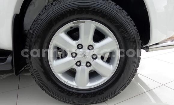 Acheter Occasion Voiture Toyota Fortuner Blanc à Beitbridge, Matabeleland South Acheter Occasion Voiture Toyota Fortuner Blanc à Beitbridge, Matabeleland South
