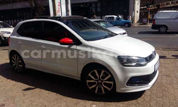 Nunua Ilio tumika Volkswagen Polo Nyeupe Gari ndani ya Beitbridge nchini Matabeleland Kusini Nunua Ilio tumika Volkswagen Polo Nyeupe Gari ndani ya Beitbridge nchini Matabeleland Kusini