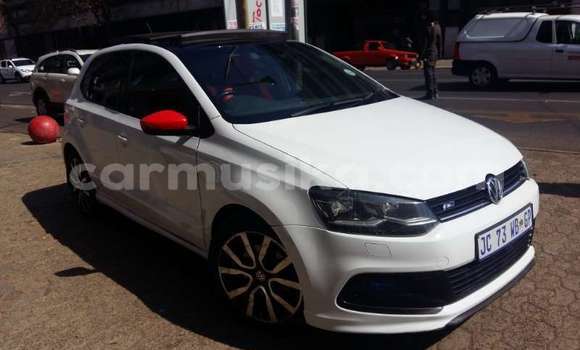 Nunua Ilio tumika Volkswagen Polo Nyeupe Gari ndani ya Beitbridge nchini Matabeleland Kusini Nunua Ilio tumika Volkswagen Polo Nyeupe Gari ndani ya Beitbridge nchini Matabeleland Kusini