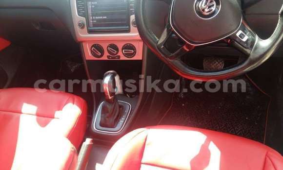 Nunua Ilio tumika Volkswagen Polo Nyeupe Gari ndani ya Beitbridge nchini Matabeleland Kusini Nunua Ilio tumika Volkswagen Polo Nyeupe Gari ndani ya Beitbridge nchini Matabeleland Kusini