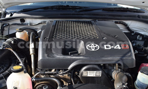 Acheter Occasion Voiture Toyota Fortuner Gris à Beitbridge, Matabeleland South Acheter Occasion Voiture Toyota Fortuner Gris à Beitbridge, Matabeleland South